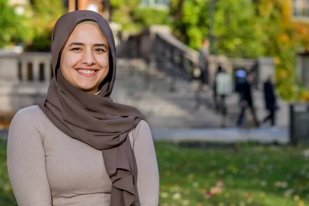 Lubna Abbas, student på ämneslärarutbildningen på Lunds universitet