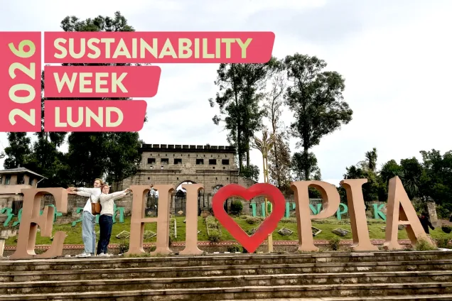 MFS HV26.jpg Two people forming a T in the word Ethiopia. Photo.